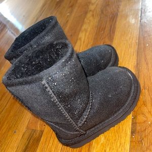 Toddler size 6 black glitter Ugg’s!